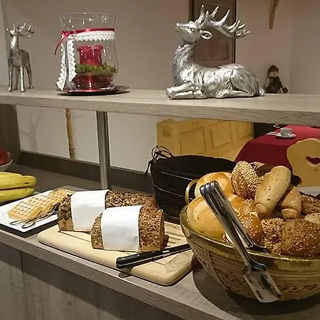 Haus Morgensonne Bed & Breakfast 4*